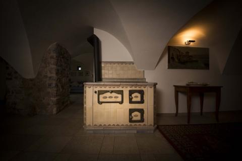 cucina a legna, forno pizza Stufe Collizzolli, Stufe in ceramica fatte a mano