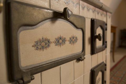 cucina a legna, forno pizza Stufe Collizzolli, Stufe in ceramica fatte a mano